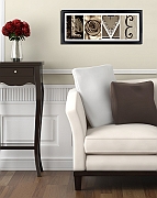living_room_lalphabet_photo_frame love